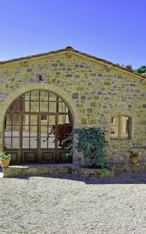 Arturo: Extérieur, Extérieurs, Jardin