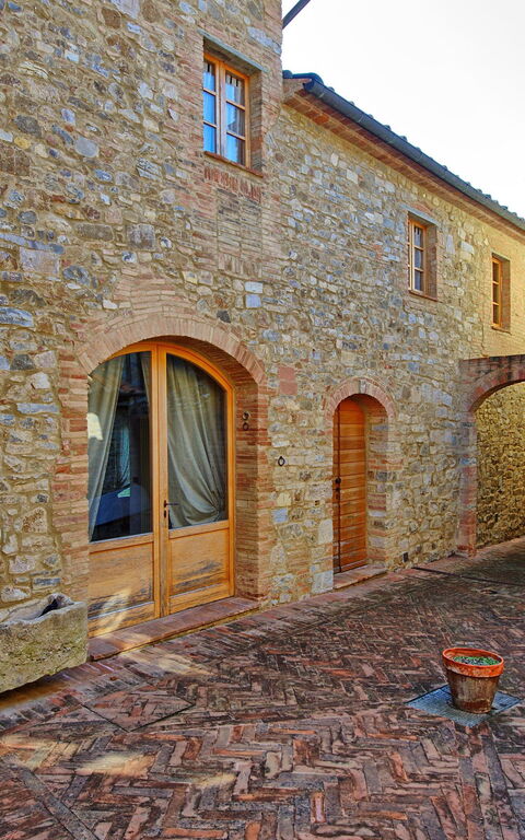 Arturo: Extérieur, Extérieurs, Jardin