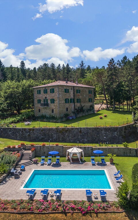 Palazzo Rosadi: bassin, Jardin