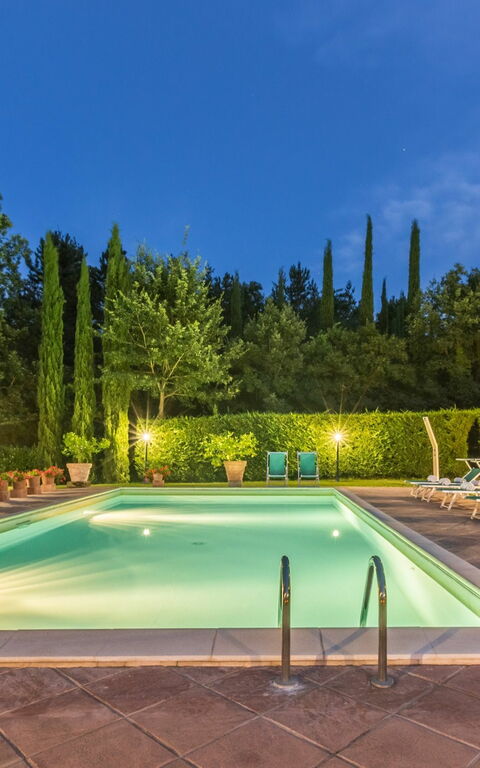 Torre Del Cielo: bassin, Jardin