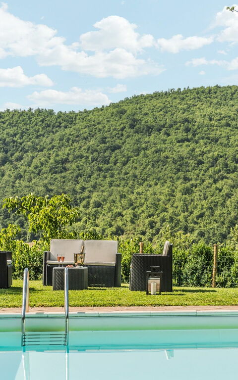 Torre Del Cielo: bassin, Jardin