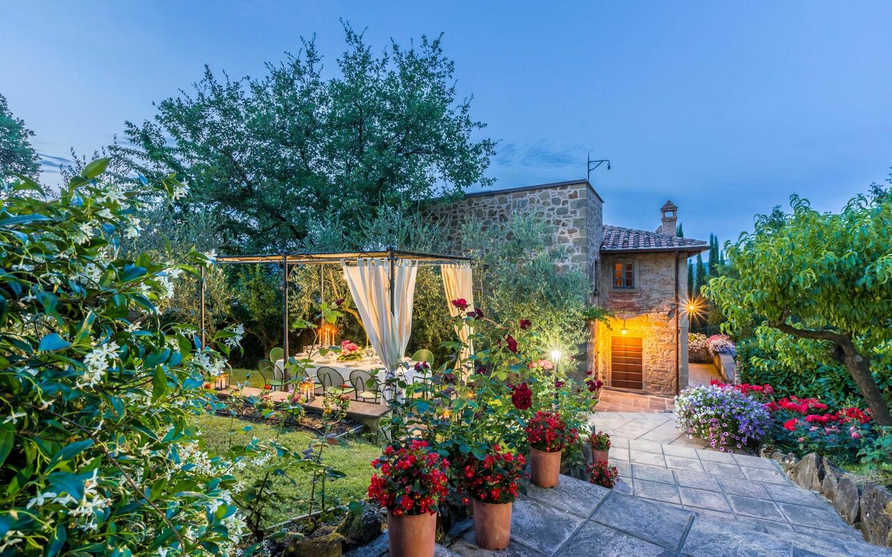 Torre Del Cielo: Jardin