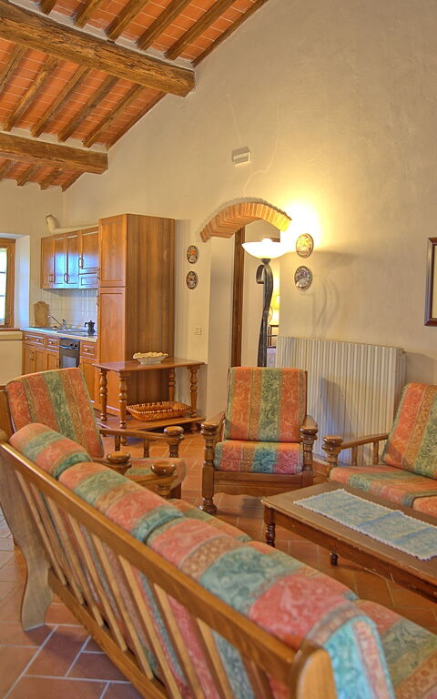 Querciolaia: Cuisine, Salle à manger, Salon