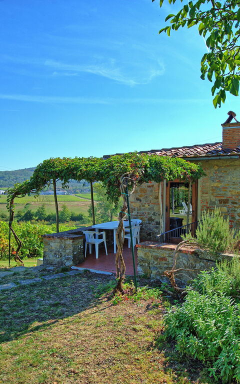 Scerfio: Extérieurs, Jardin