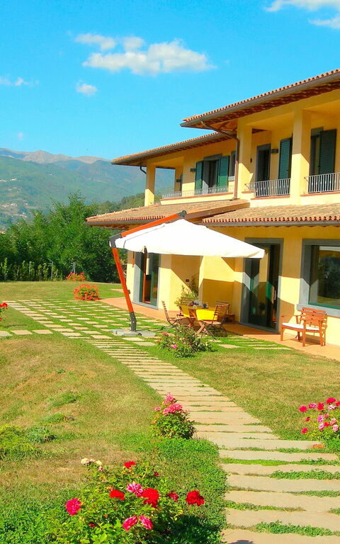 Villa Saida: Extérieur, Jardin