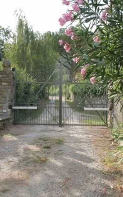 ***villa Contea: Extérieur