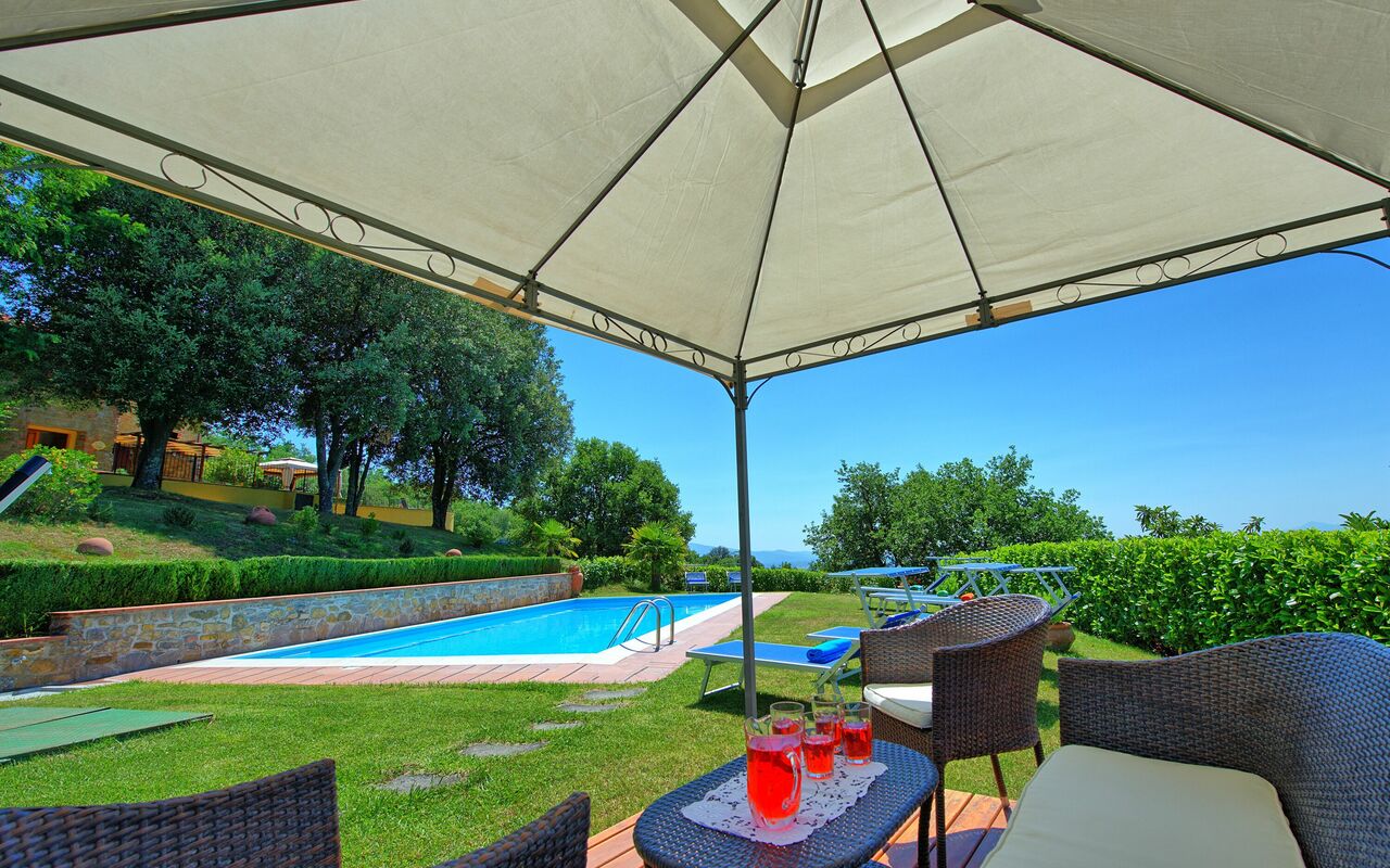 Villa Crispinino: bassin, Extérieur, Jardin