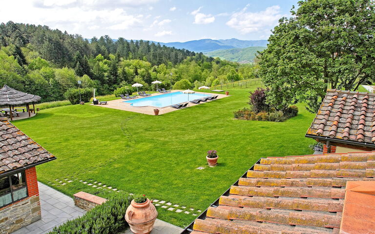 Villa Sant' Angelo: bassin, Jardin