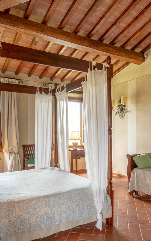 Villa Gerlino: chambre à coucher