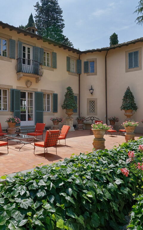 Villa De Ranieri: Extérieurs, Jardin