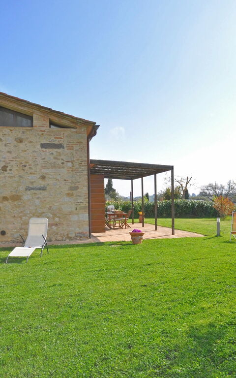 Capannino: Extérieurs, Jardin