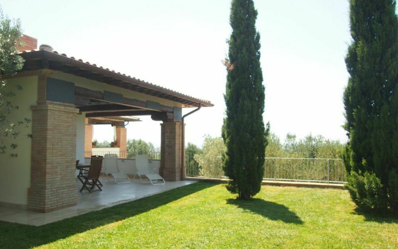 Villa Dei Cipressi: Balcon / Terrasse / Patio, Extérieur, Extérieurs, Jardin