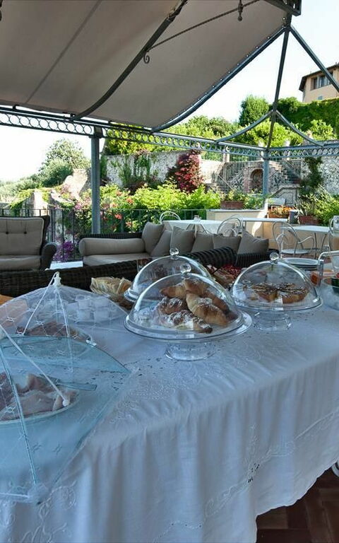 Villa Camaiore: Aliments, Balcon / Terrasse / Patio