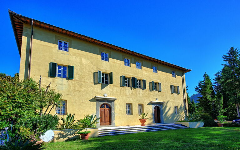 Villa Camaiore: Extérieur, Jardin