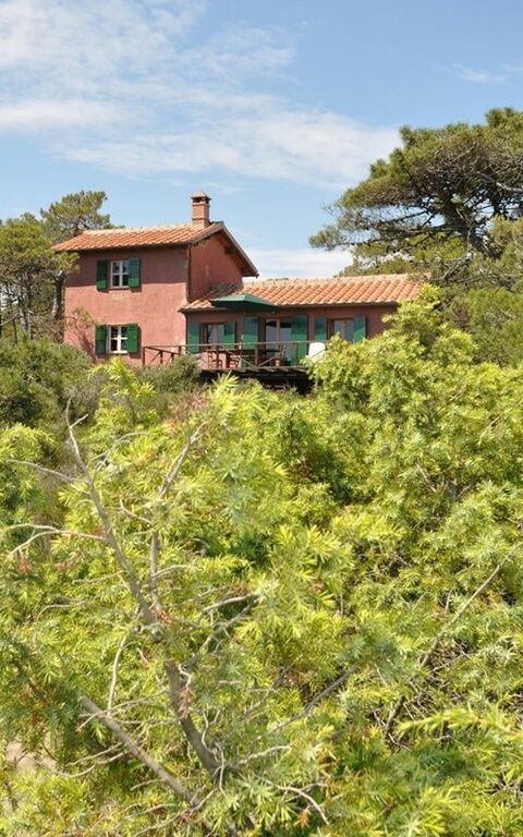 Casamare: Extérieur