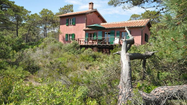 Casamare: Extérieurs