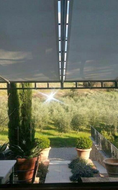 Villa Nova: Extérieur, Extérieurs