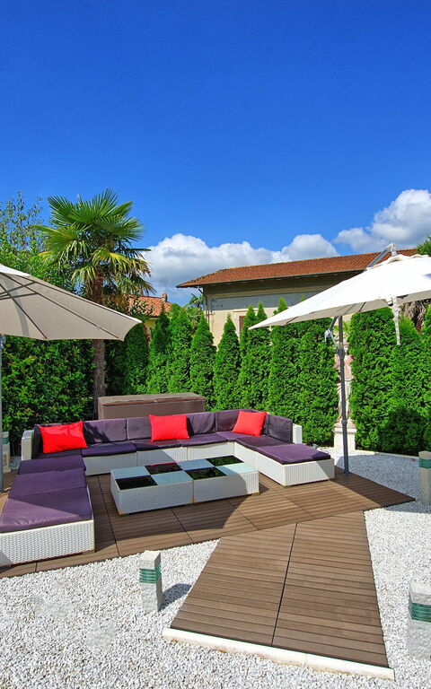 Villa Raffaela: Extérieur, Jardin