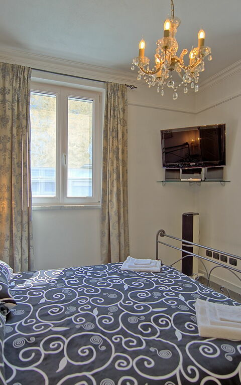 Villa Raffaela: chambre à coucher