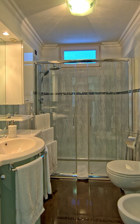 Villa Raffaela: Salle de bain