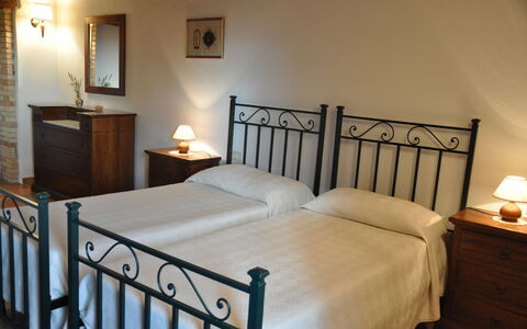 Logement Azzara: chambre à coucher