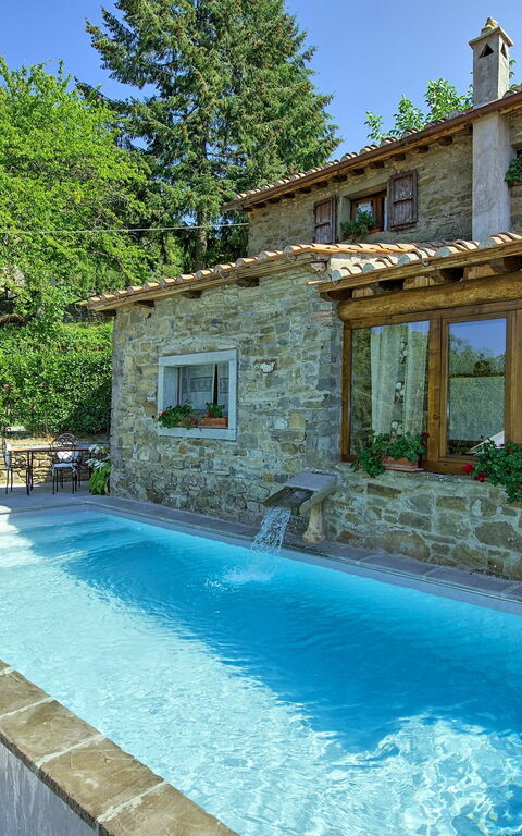 Villa Margherita Tre: bassin, Extérieurs