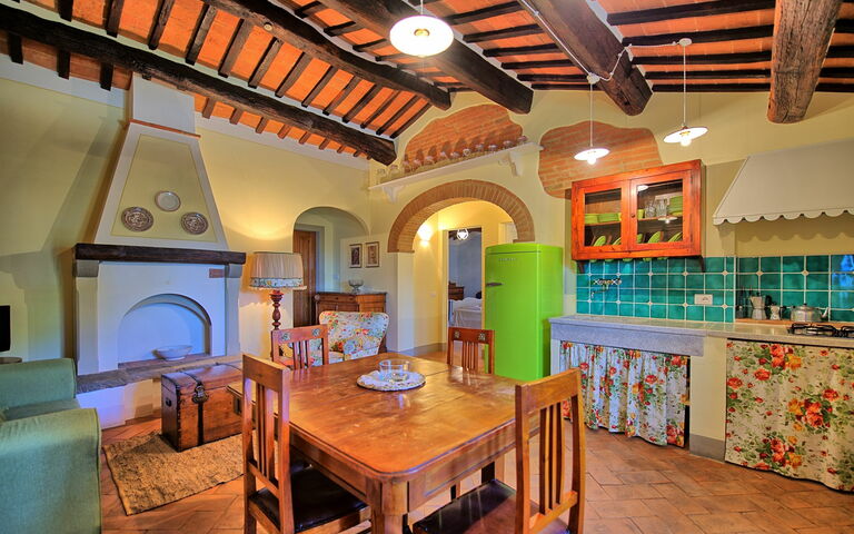 Logement Bandita Apartment: Cuisine, Salle à manger, Salon