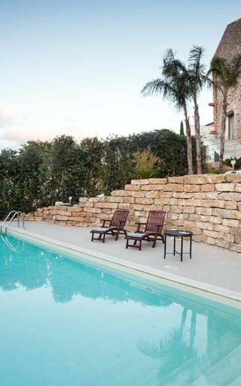 Baglio Maranzano - Marietta: bassin, Extérieurs