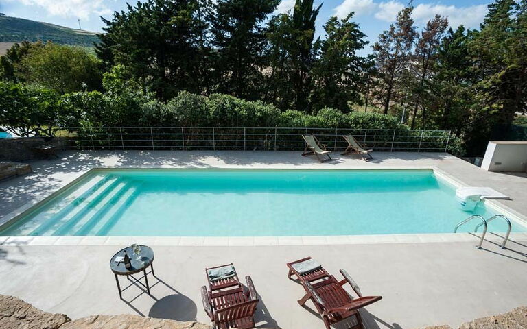 Baglio Maranzano - Marietta: bassin, Jardin