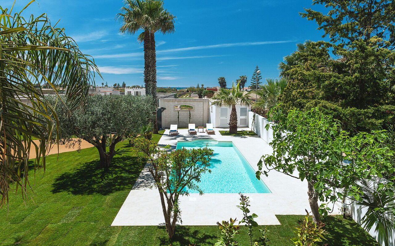 Casa Marsala: bassin, Jardin