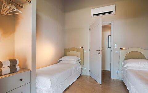 Logement Isla Verde - Carrubi: chambre à coucher