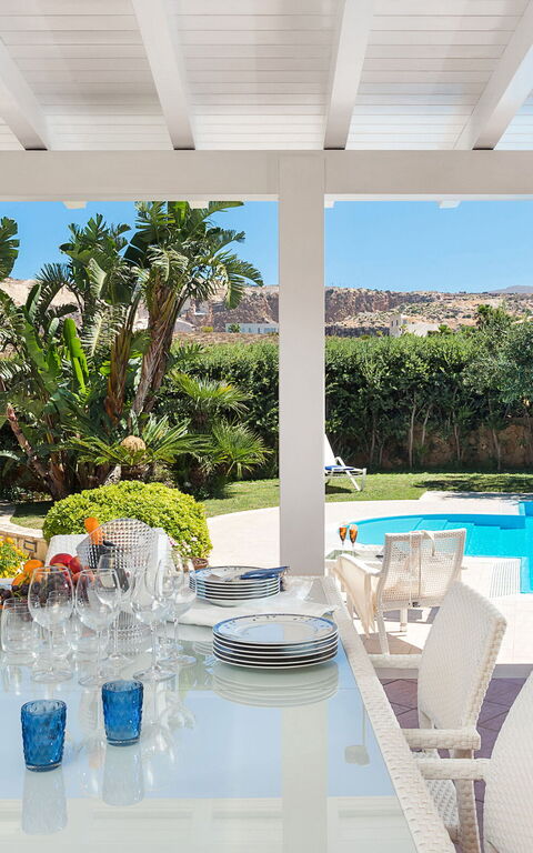 Afrodite: Balcon / Terrasse / Patio, bassin, Été, Extérieur, Jardin