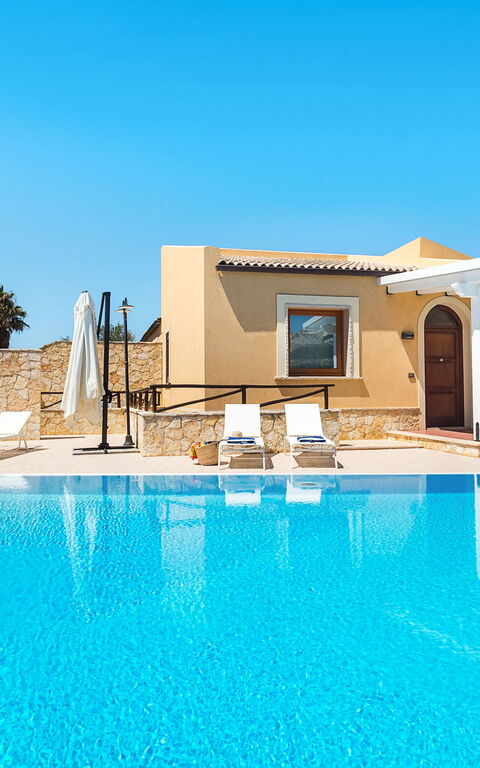 Afrodite: bassin, Extérieur, Extérieurs