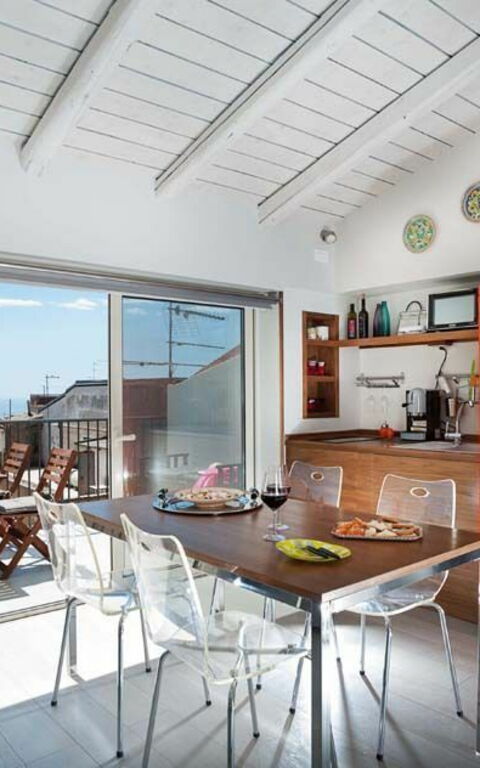 Taormina Suite: Cuisine, Salle à manger, Salon