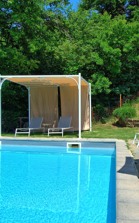 Villa Margherita Uno: bassin, Extérieur
