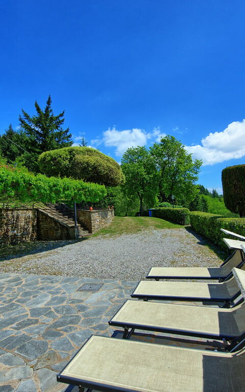 Villa Portole Due: Extérieur, Jardin