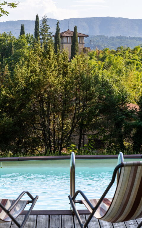 Casale Giotto: bassin, Extérieur, Extérieurs