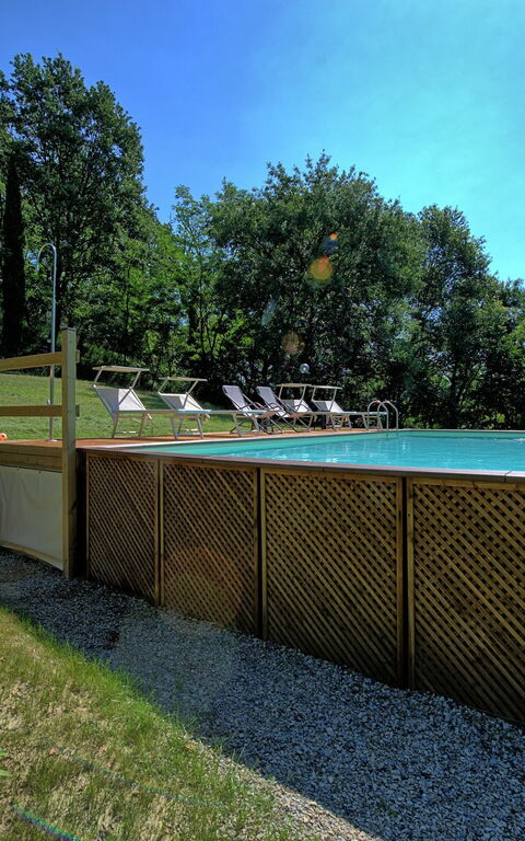 Casale Giotto: bassin, Jardin