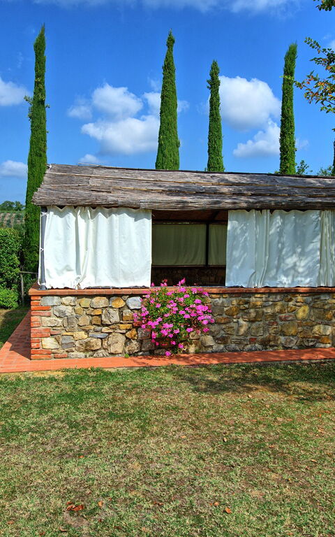 Villa Marika: Extérieur, Jardin