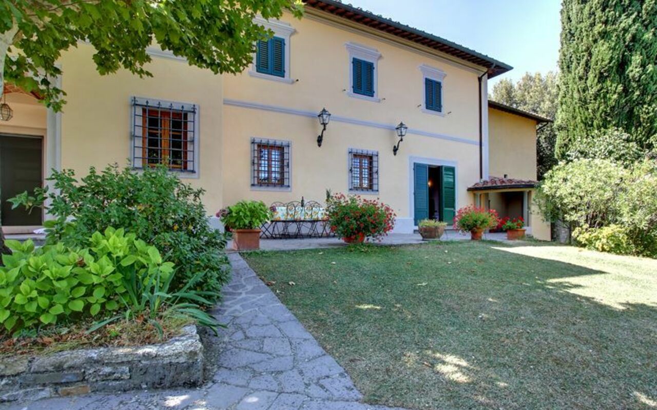 Villa Stolli: Extérieurs, Jardin