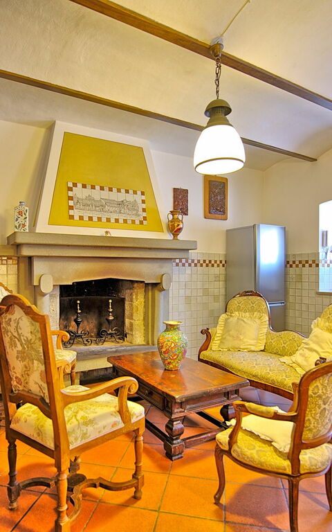 Villa Lorena: Cuisine, Salle à manger, Salon