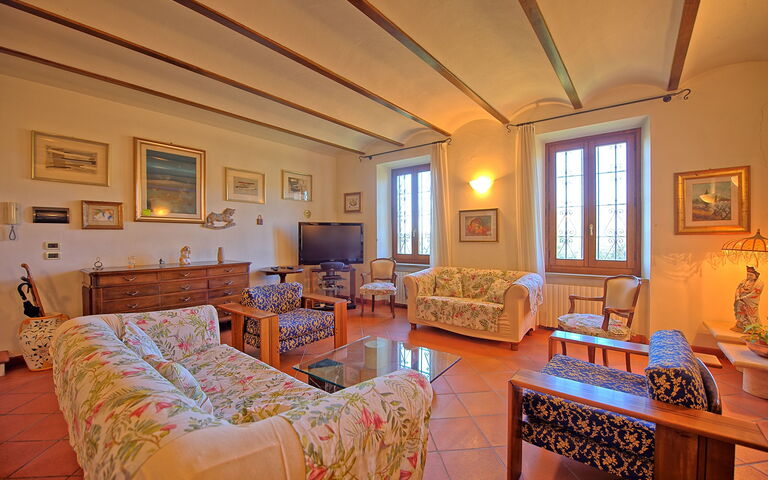 Villa Lorena: Salon