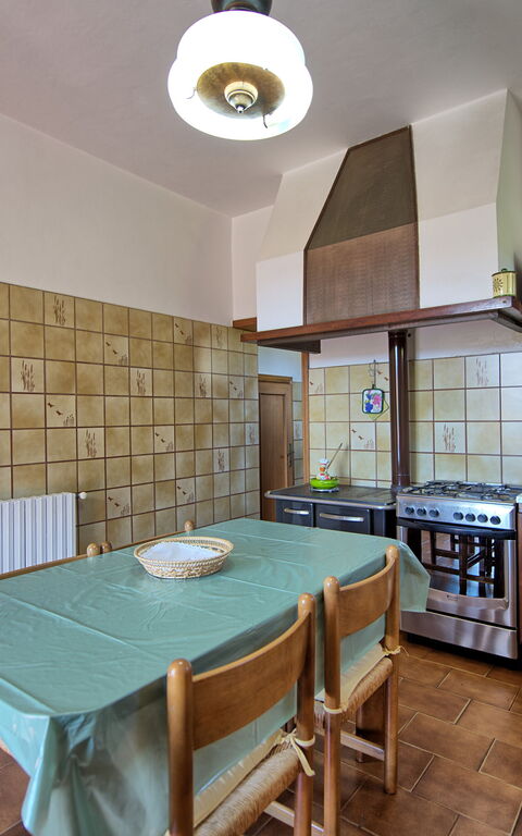 Villa Pratovecchio: Cuisine, Salle à manger