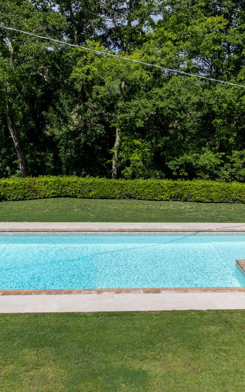 Villa Sabrina: bassin, Jardin