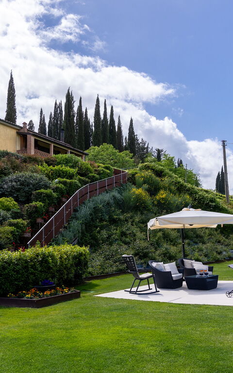 Villa Sabrina: bassin, Jardin