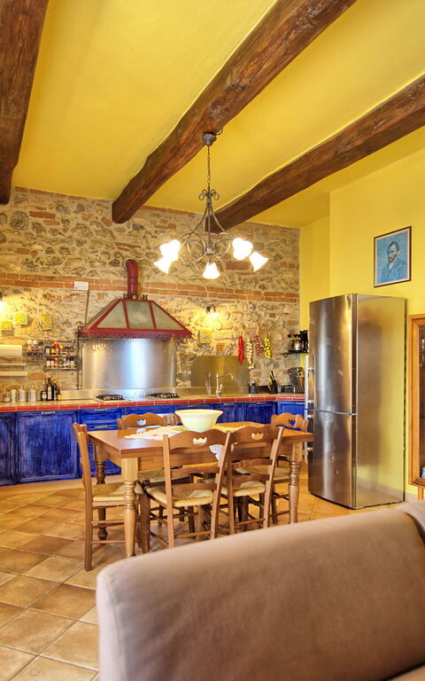 Villa Sabrina: Cuisine, Salle à manger, Salon