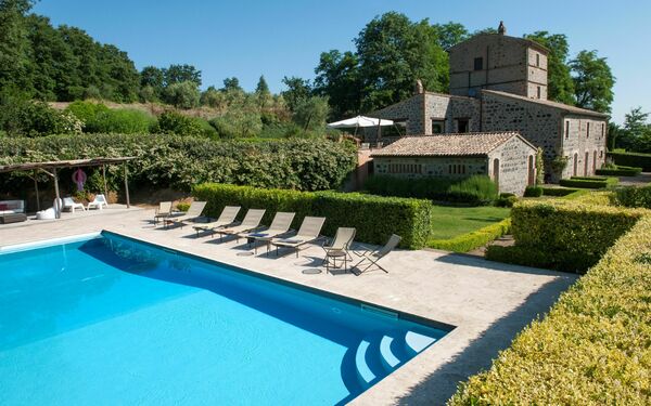 Casale Porano: bassin, Extérieurs, Jardin