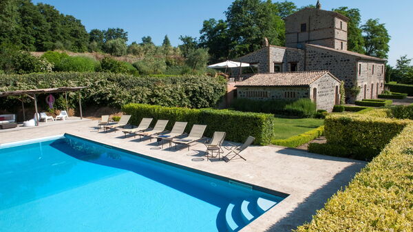 Casale Porano: bassin, Extérieurs, Jardin