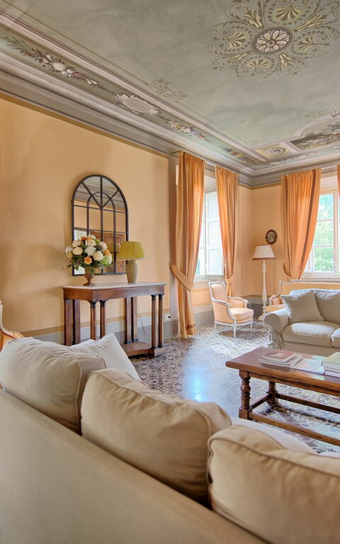 Villa Fiamma: Salon