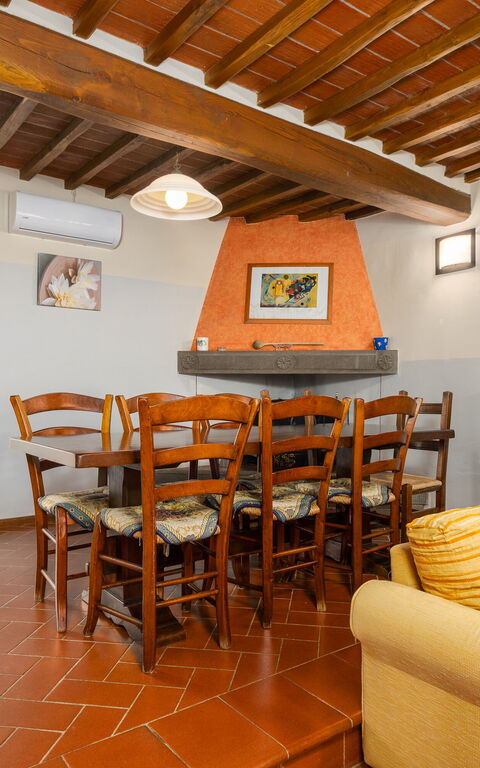 Villa Morandi: Cuisine, Salle à manger, Salon